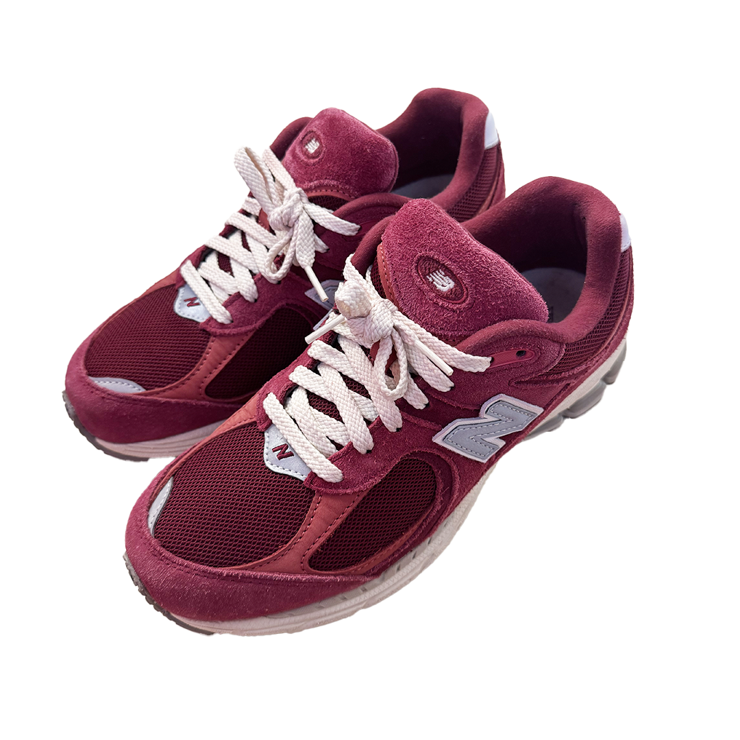 New Balance 2002R Burguny (US7 / EU40) - 8/10