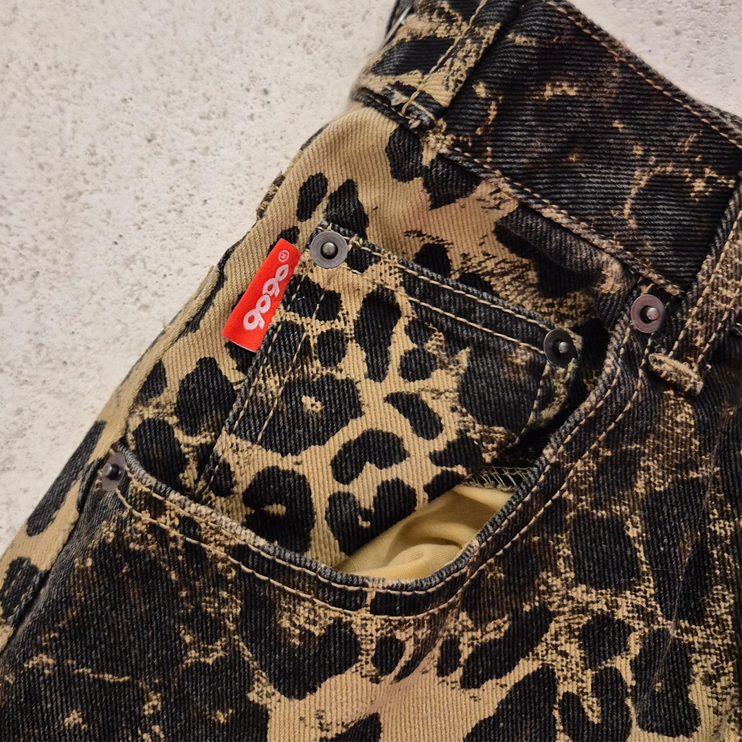 9090 Leopard King Logo Denim Pants (L)