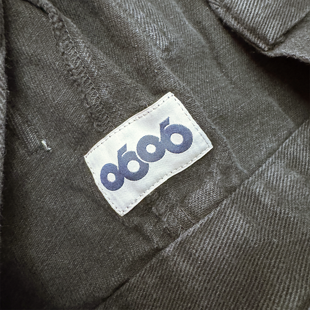 9090 Wide Black Short (L)