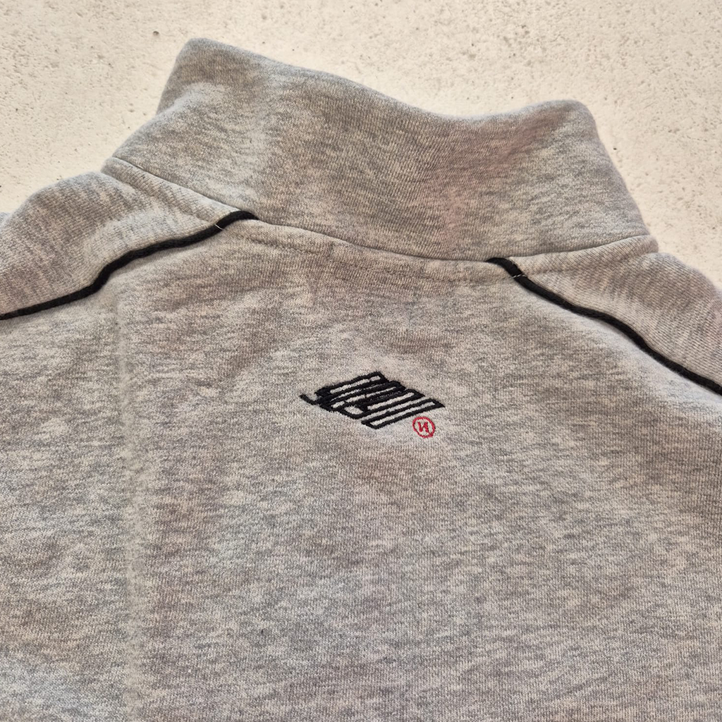 9090 Sports Heather Grey Half-Zip Sweatshirt  (M)