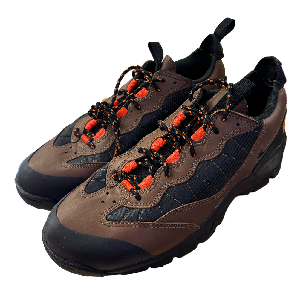 Air Mada ACG Bison Black Hyper Crimson (US11 - EU45) - DS