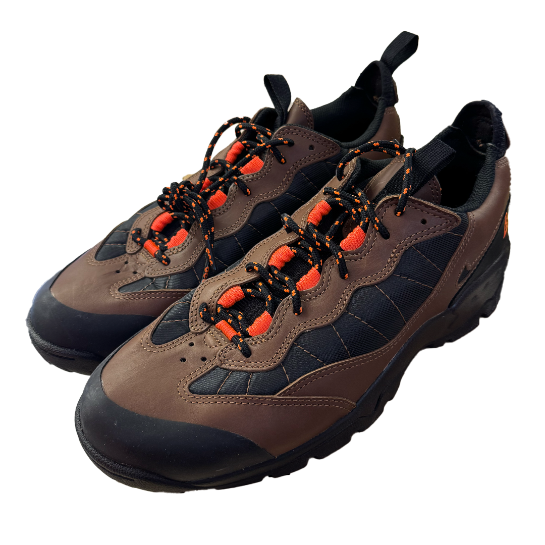 Air Mada ACG Bison Black Hyper Crimson (US11 - EU45) - DS