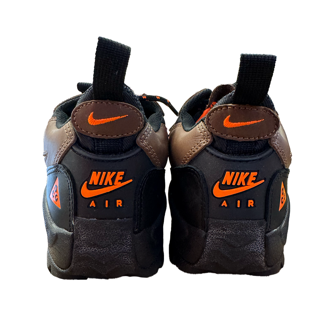 Air Mada ACG Bison Black Hyper Crimson (US11 - EU45) - DS