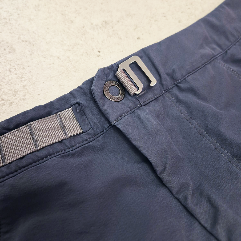 Arc'Teryx Nylon Pants (L)