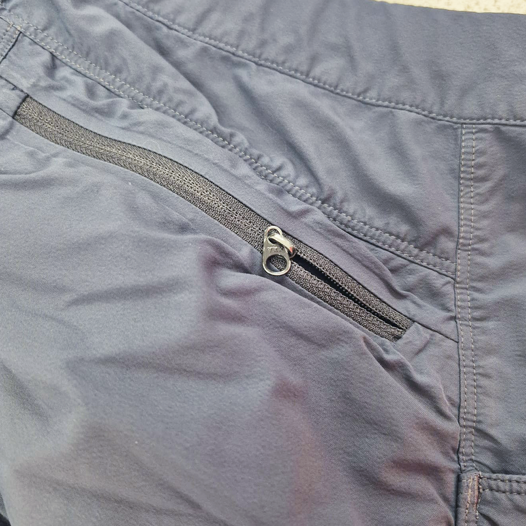 Arc'Teryx Nylon Pants (L)