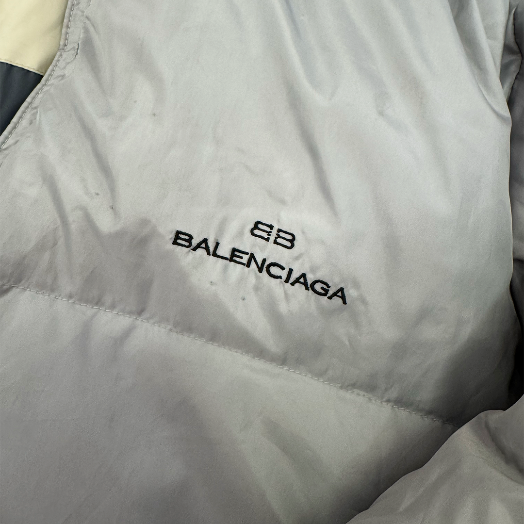 Balenciaga Vintage Grey Puffer Jacket (4 - 175/92A)