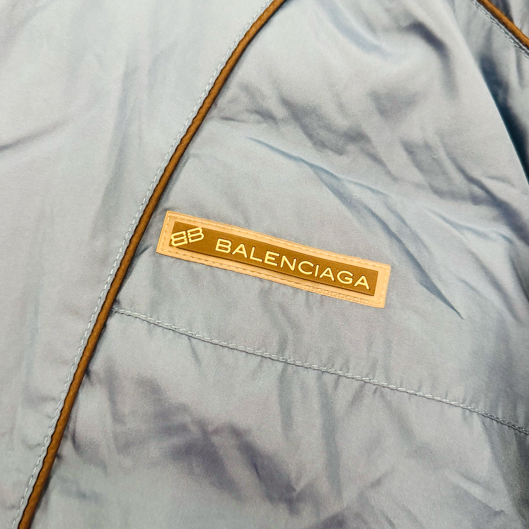 Balenciaga Reversible Vintage Black and Blue Puffer Jacket (180/92A - S)
