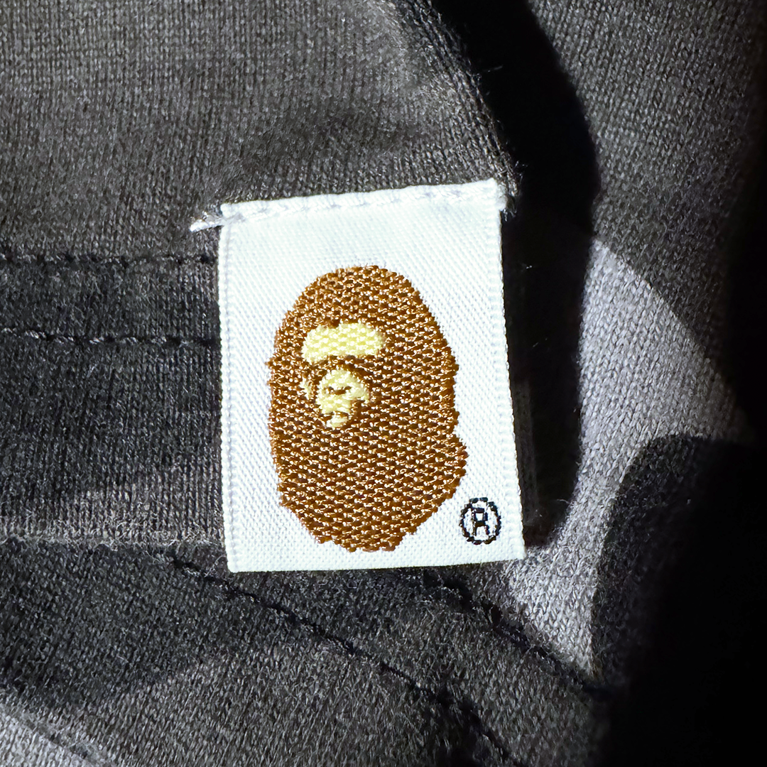 BAPE Spellout Camo Tee (L)