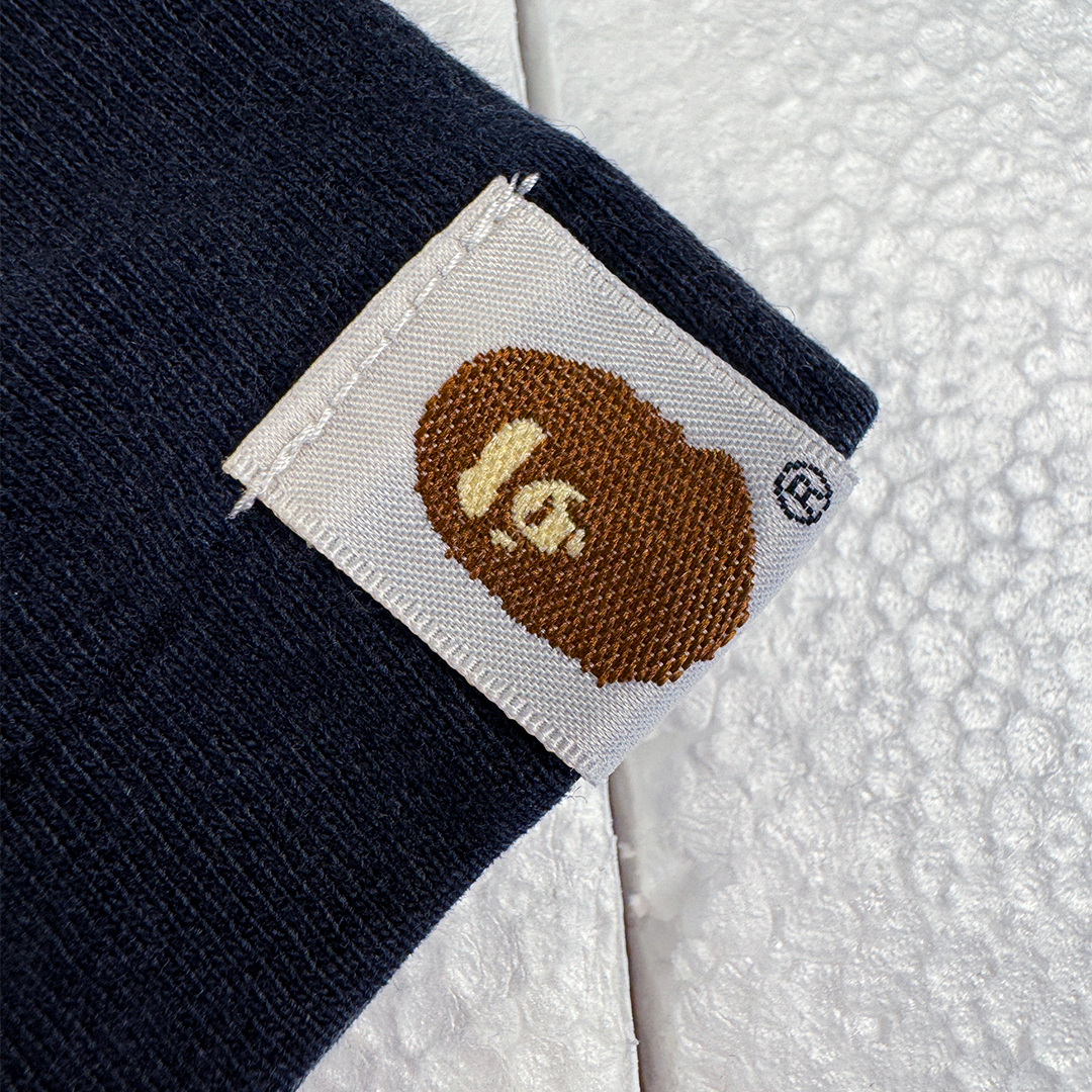 BAPE "Very Ape UK" Black Tee (M)
