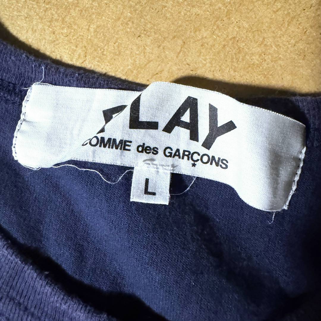 CDG Play Big Heart Navy Tee (L)