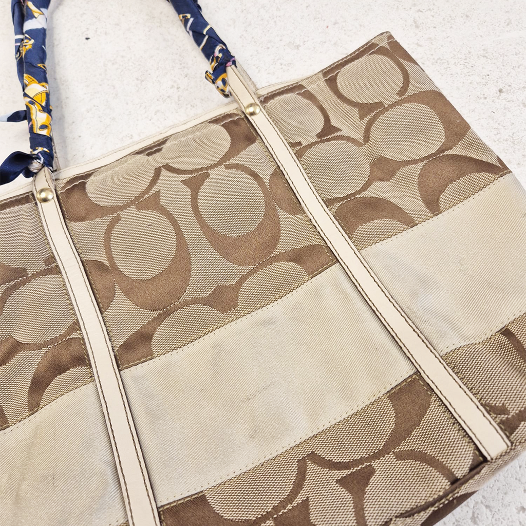 Coach Signature Jacquard Bag