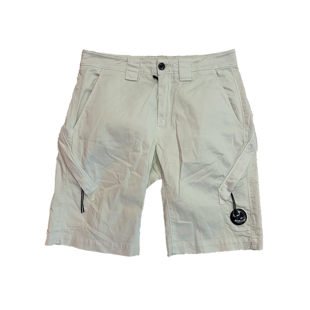 CP Company White Bermuda (46)