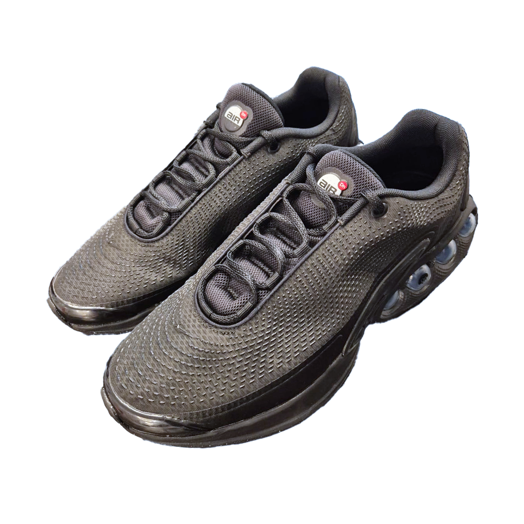 Nike Air Max DN Black (US11 - EU45) - 9/10