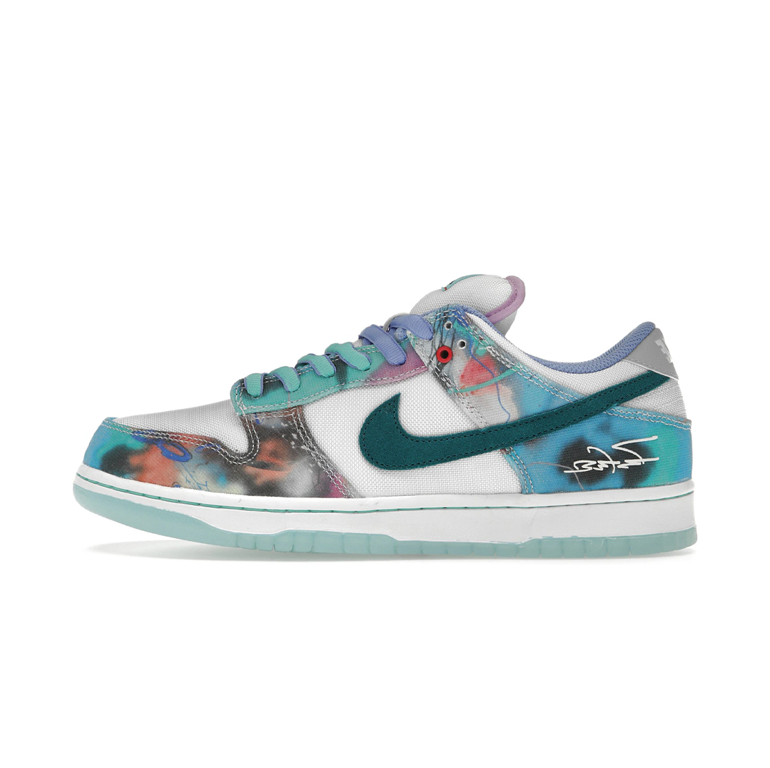 Dunk Low SB Futura