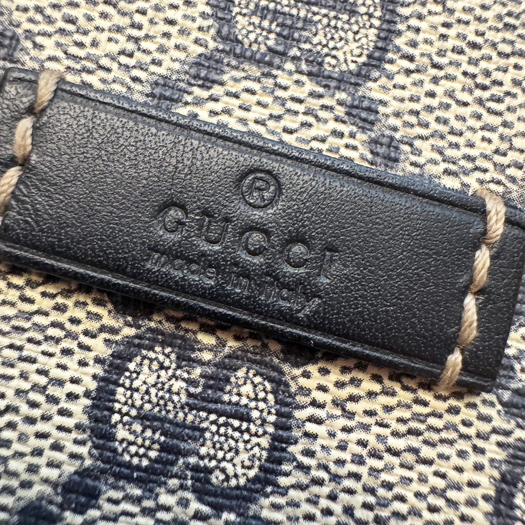 Gucci GG Supreme Blue Canvas Messenger Bag