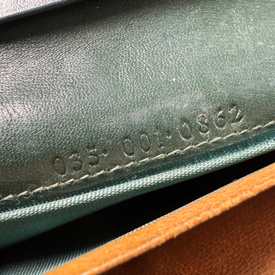 GUCCI Vintage Golden Hand Dark Green Wallet