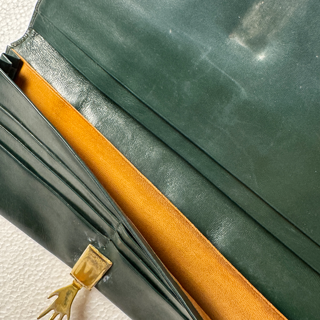GUCCI Vintage Golden Hand Dark Green Wallet