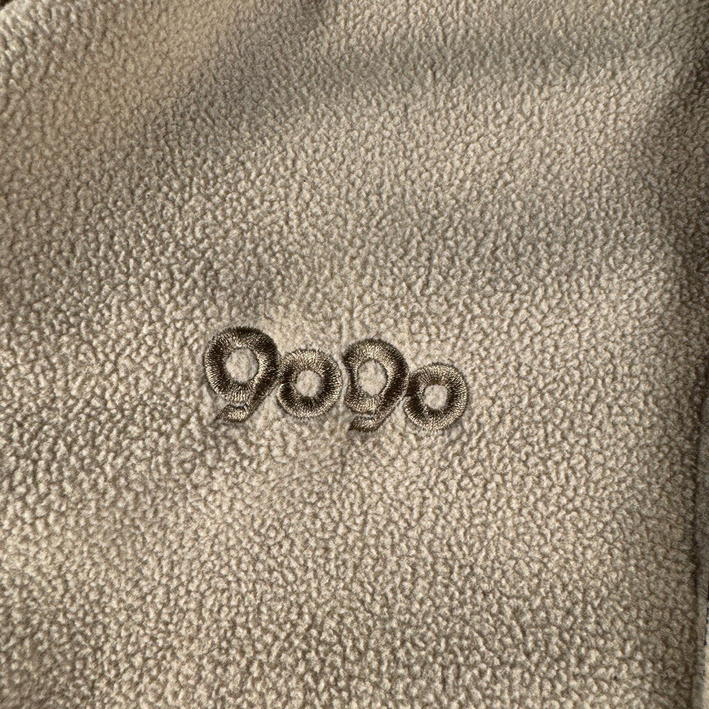 9090 Fleece Beige Sweater (L)