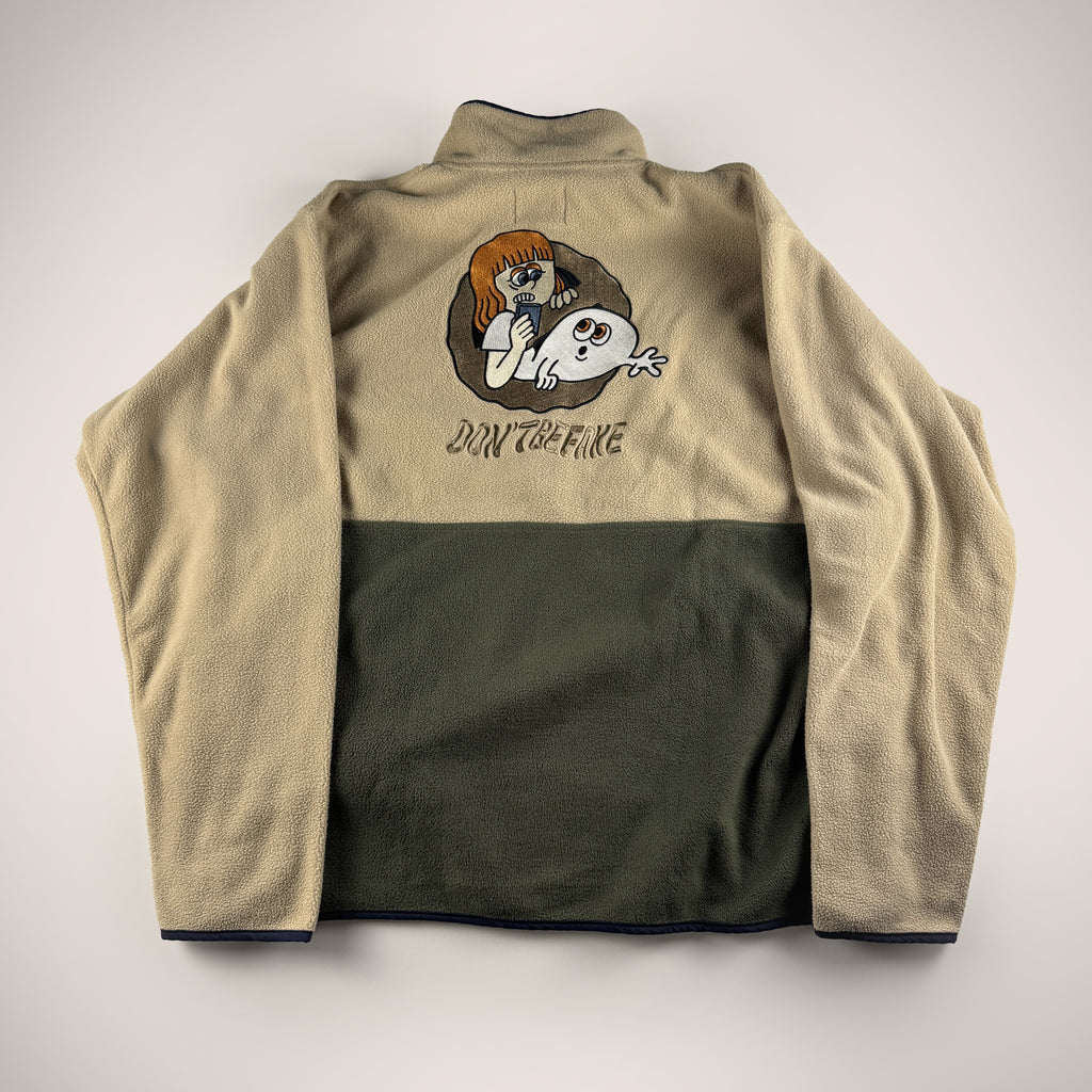 9090 Fleece Beige Sweater (L)