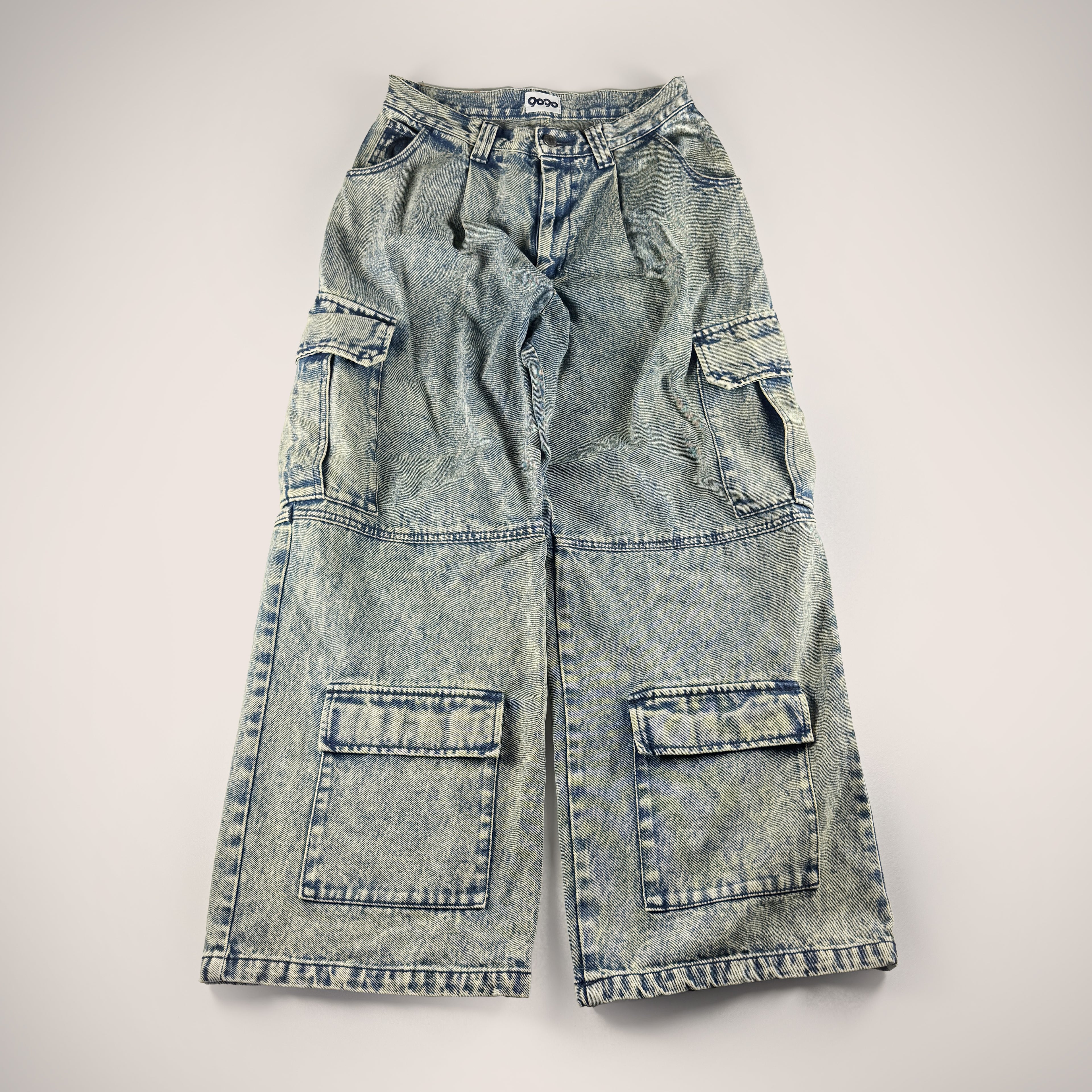 9090 Distressed Blue Pants (L)