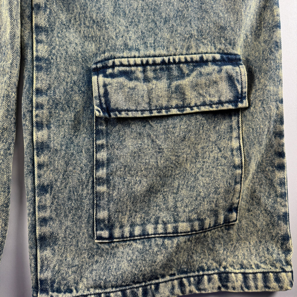 9090 Distressed Blue Pants (L)