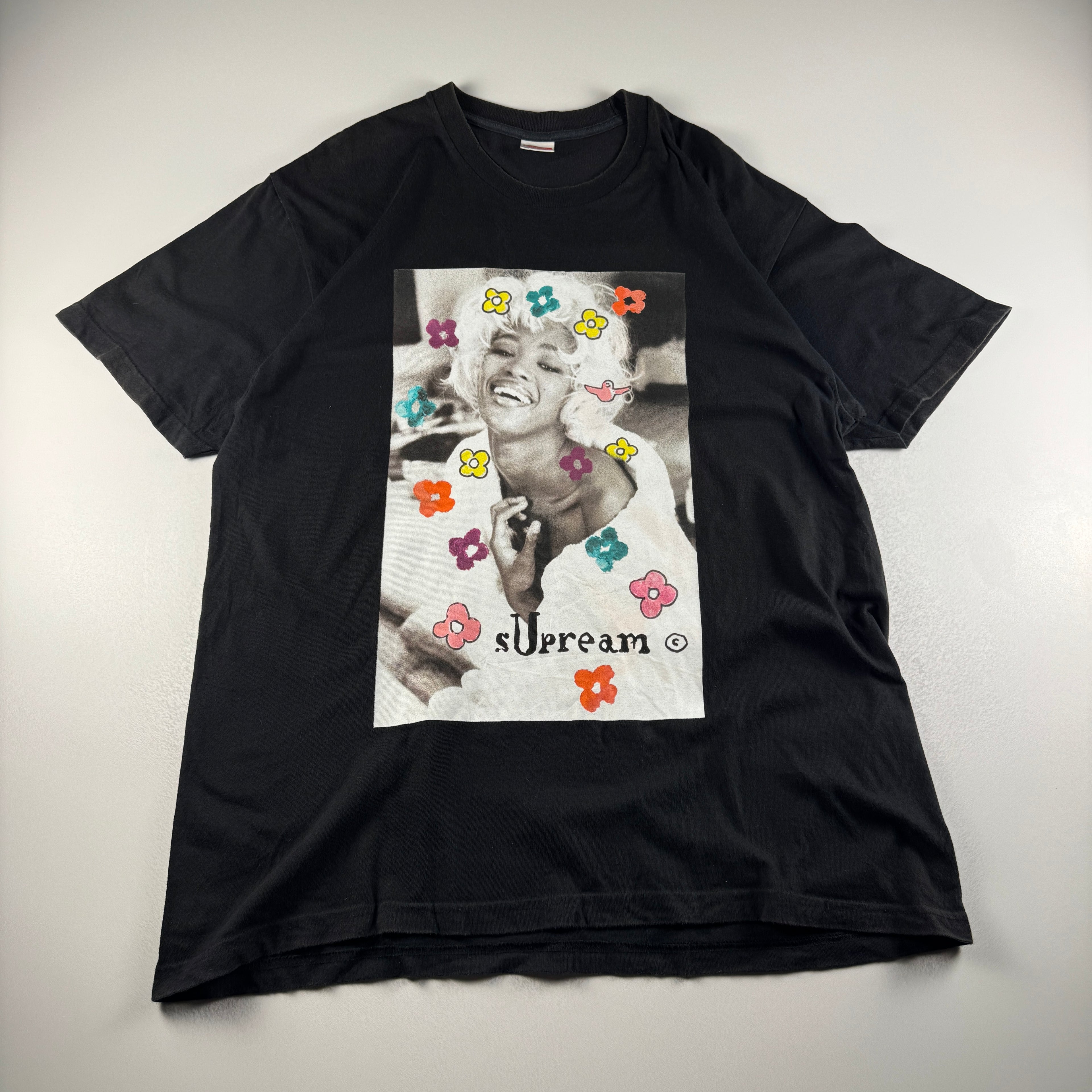 Supreme Naomi Campbell Black Tee (L)