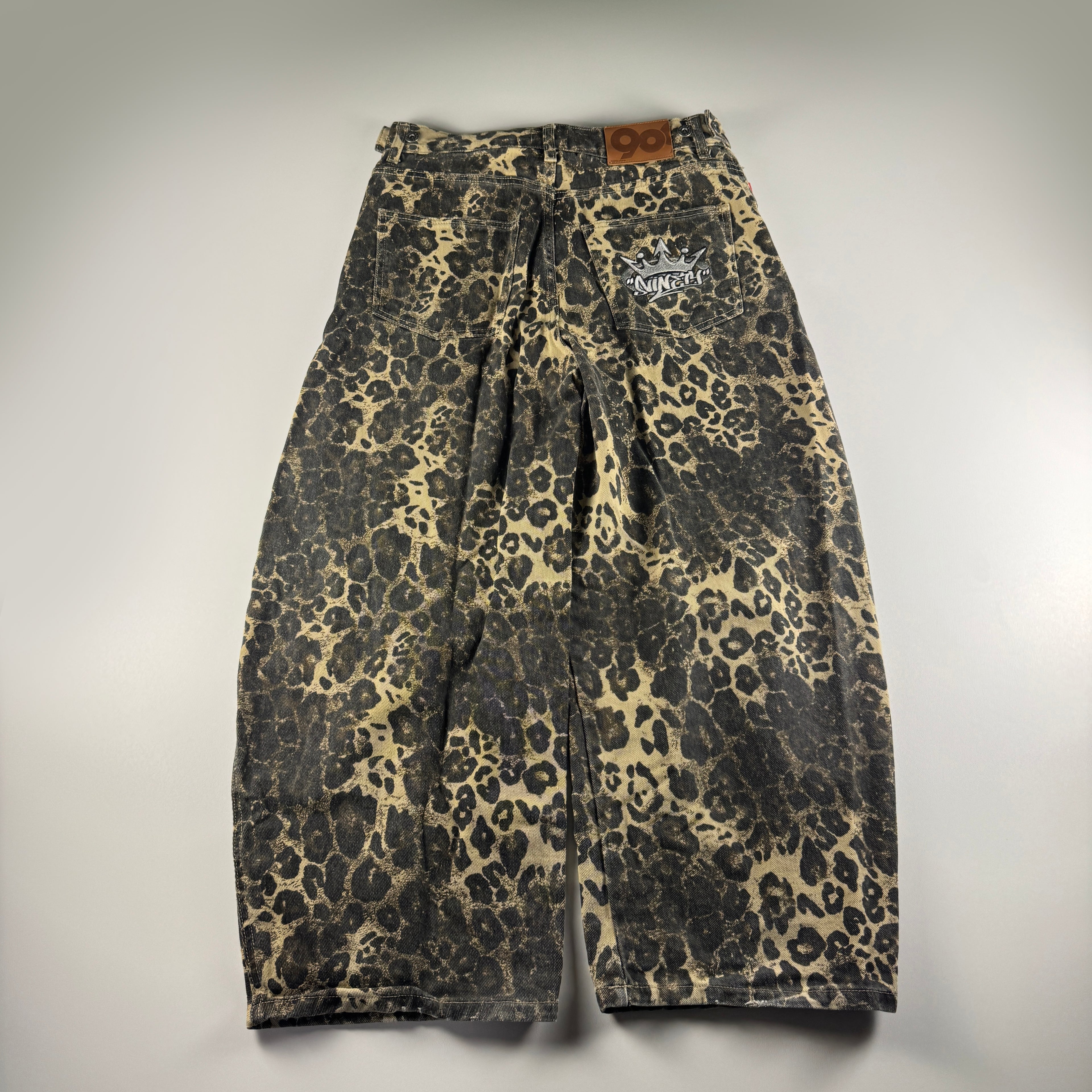 9090 King Logo Leopard Baggy Pants (M)