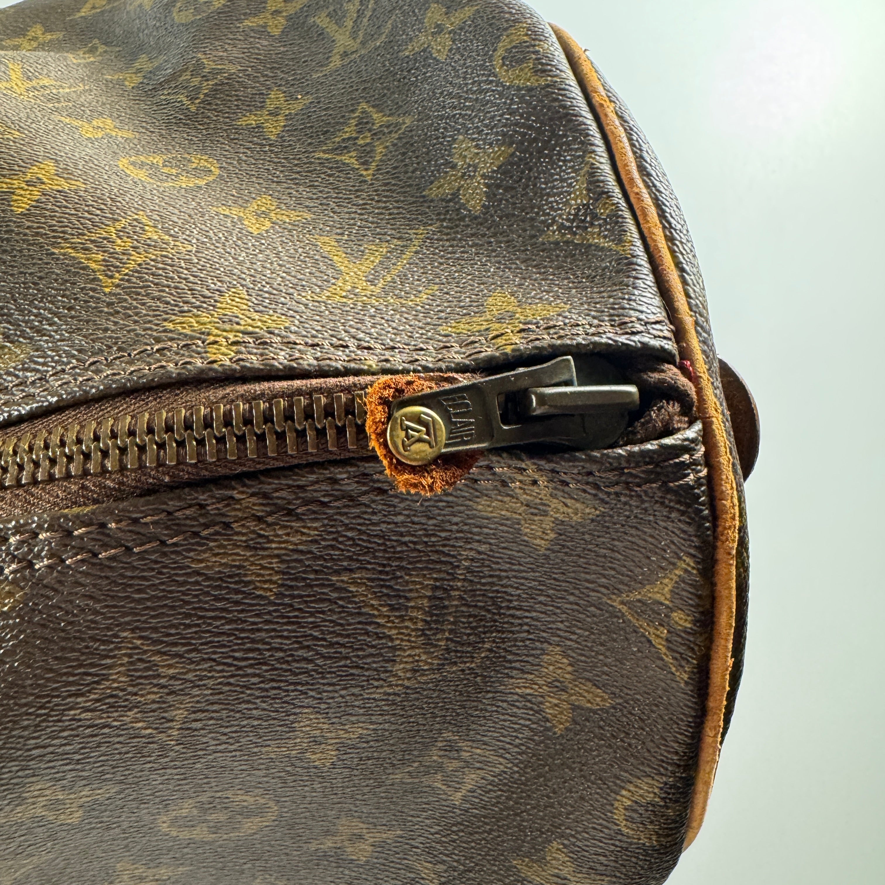 Louis Vuitton Keepall 55 Monogram Travel Bag