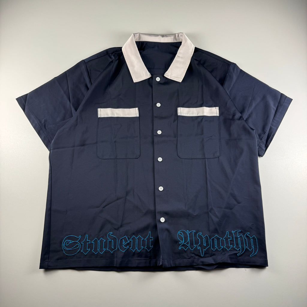 Student Apathy Gothic Lettering Navy S/S Shirt (M)