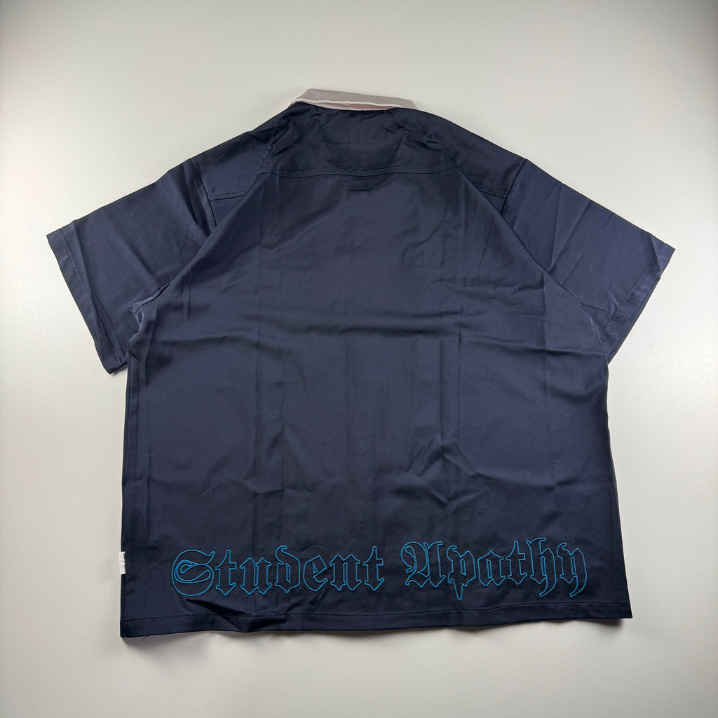 Student Apathy Gothic Lettering Navy S/S Shirt (M)