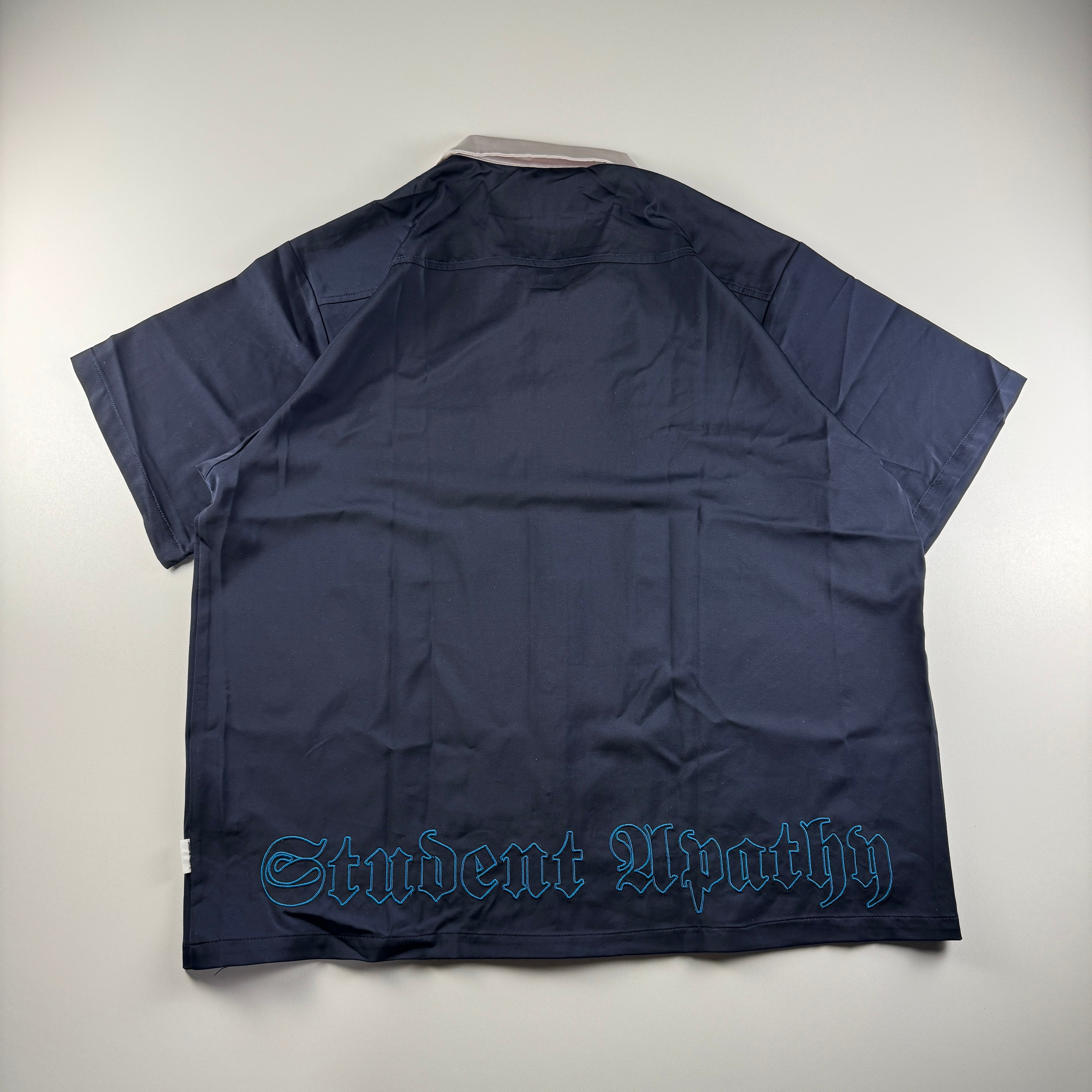 Student Apathy Gothic Lettering Navy S/S Shirt (M)