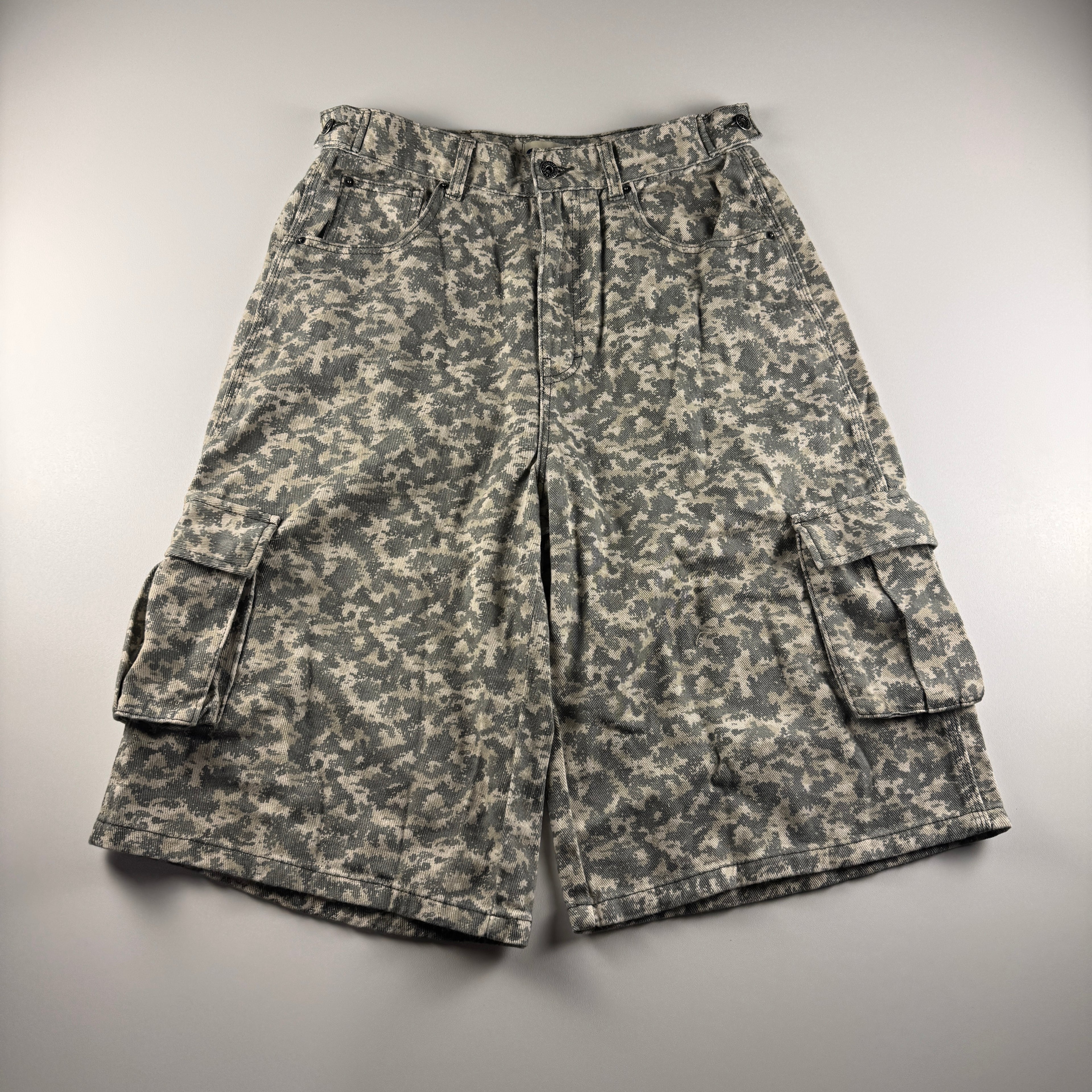 9090 Camo Beige Short (L)