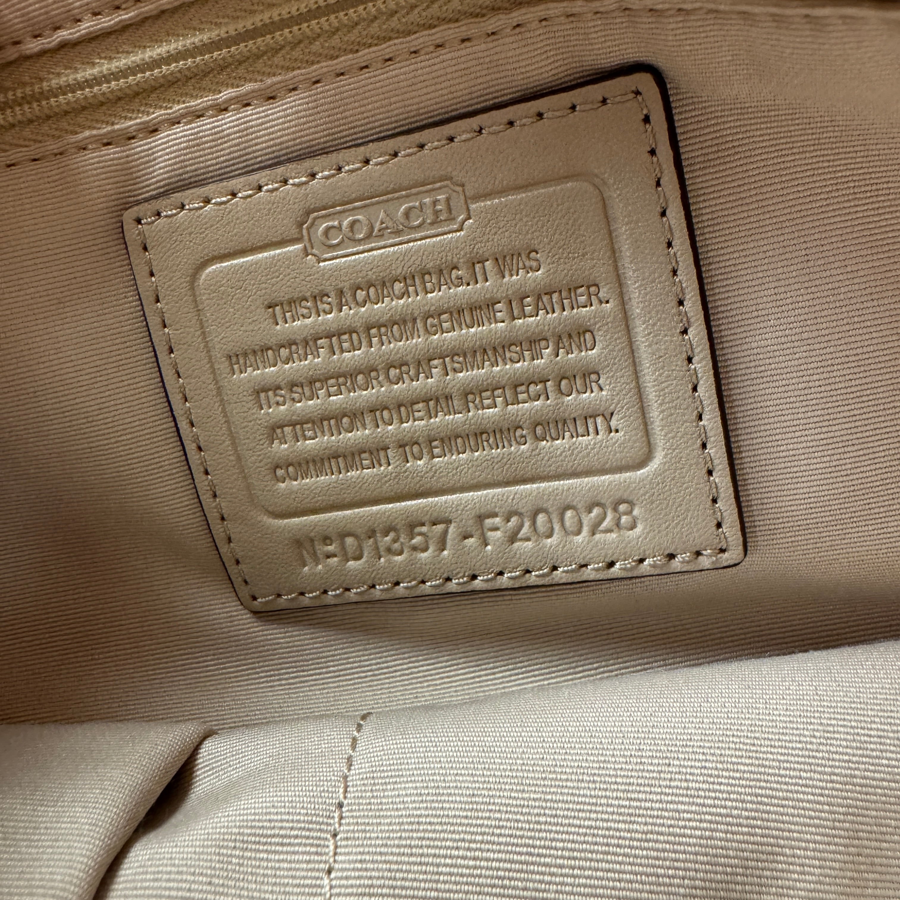 Coach Vernie Signature Handbag