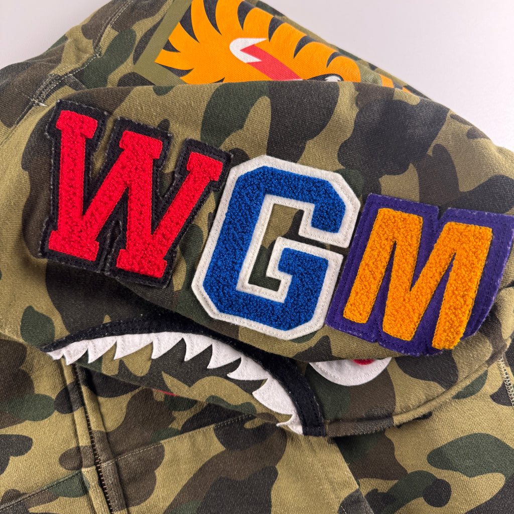 BAPE Camo Shark Zip Hoodie (L)