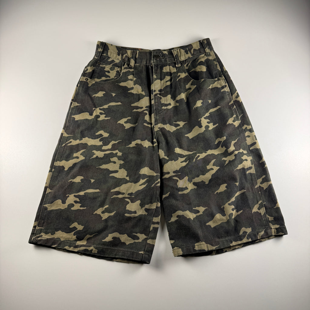 Younger Song Green Camouflage Shorts (M)