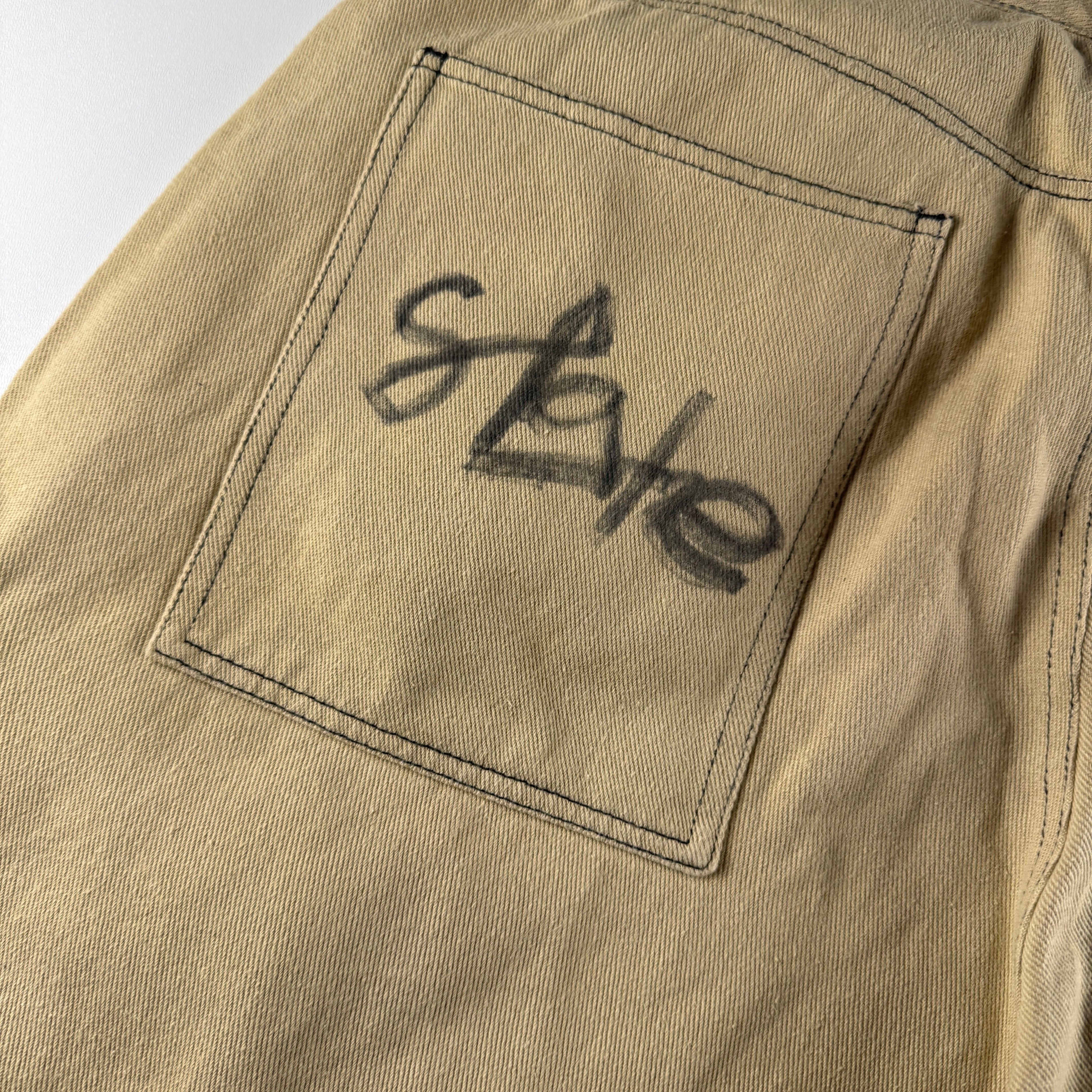 Centimeter Beige Wide Short (XL)