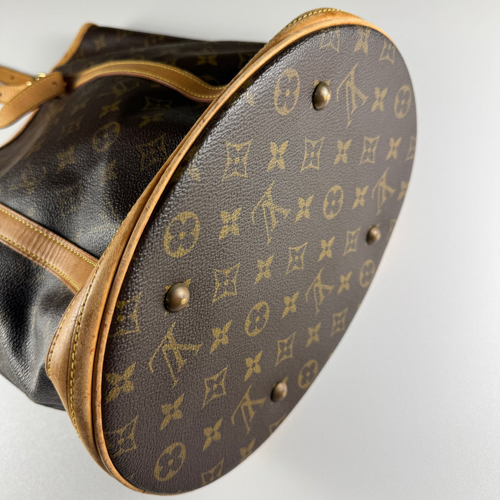 Louis Vuitton Bucket GM Monogram Canvas