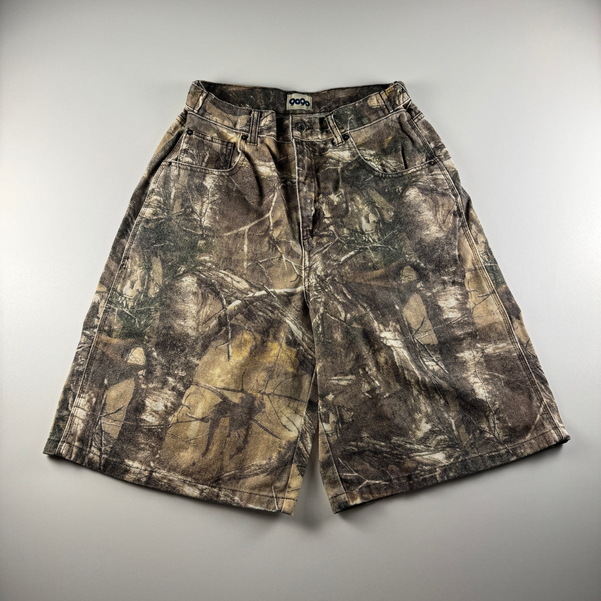 9090 Realtree Camo Short (L)