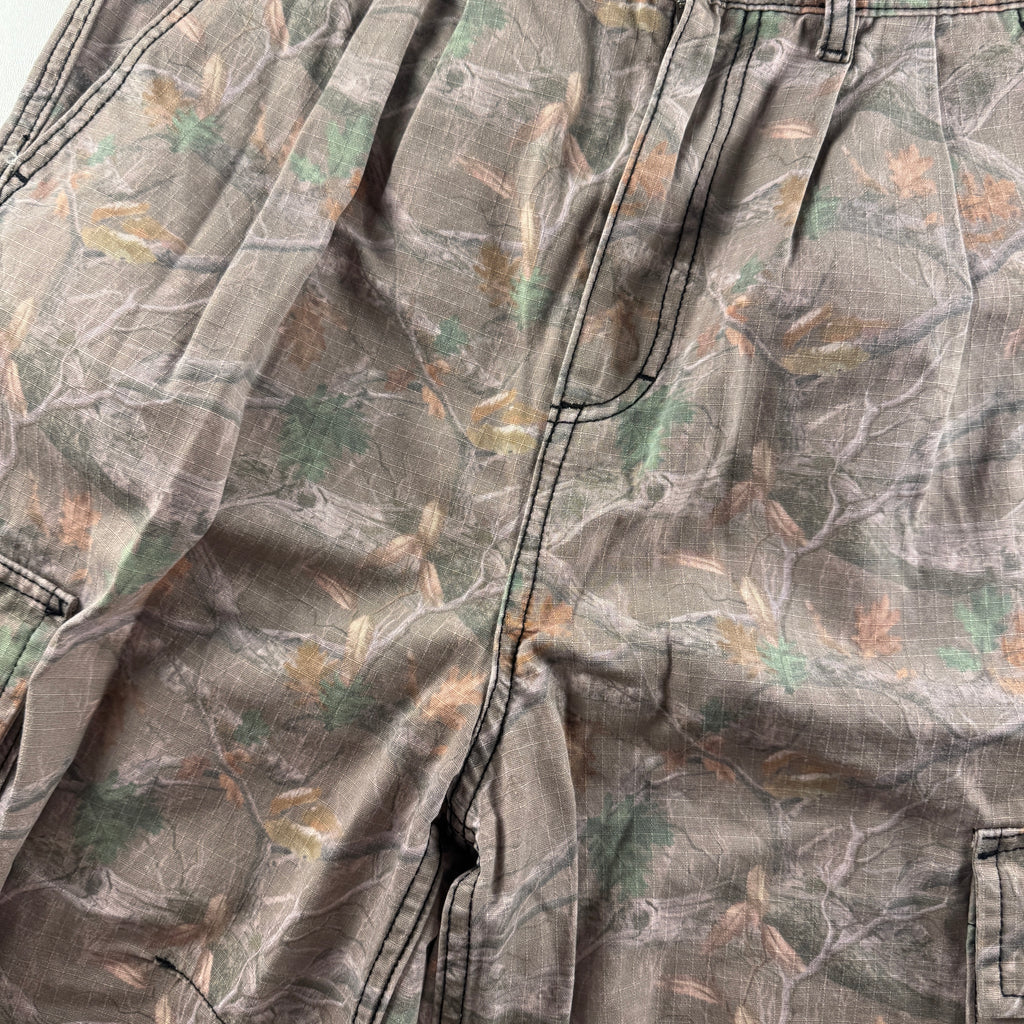 Atmos Pink Realtree Camo Bermuda Shorts (M)