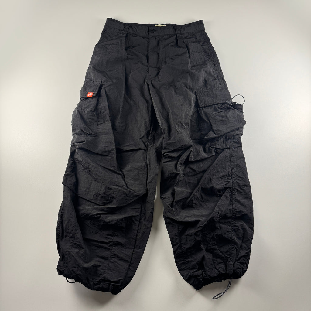 9090 Nylon Cargo Black Track Pants (M)