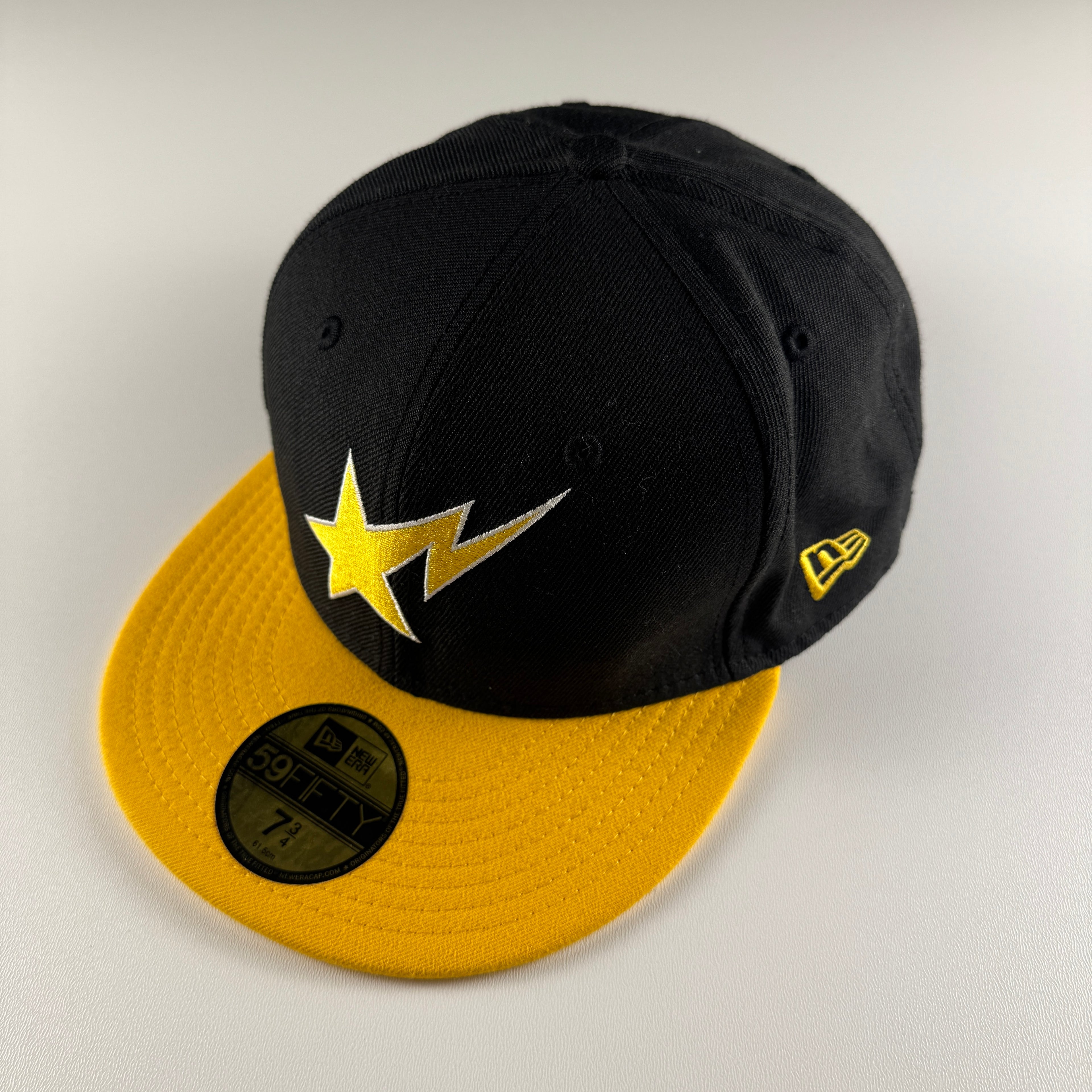 BAPE x New Era Star Black and Yellow Cap (7 3/4 - 61.5cm)