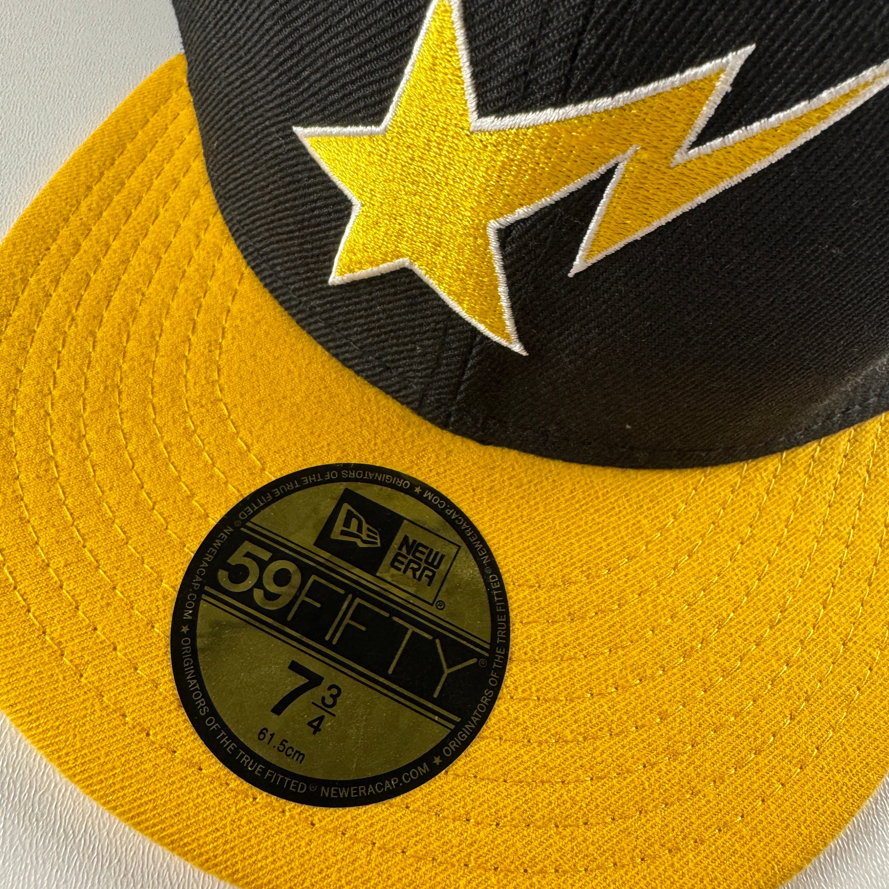 BAPE x New Era Star Black and Yellow Cap (7 3/4 - 61.5cm)