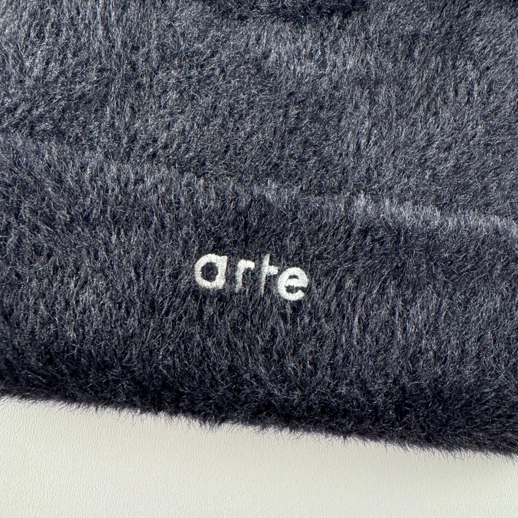 Arte Fuzzy Black Beanie (OS)