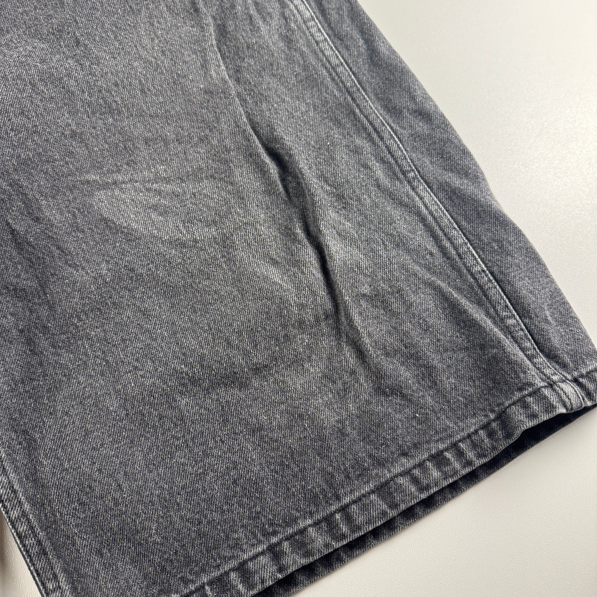 9090 x PIKO Embroidered Black Short (M)
