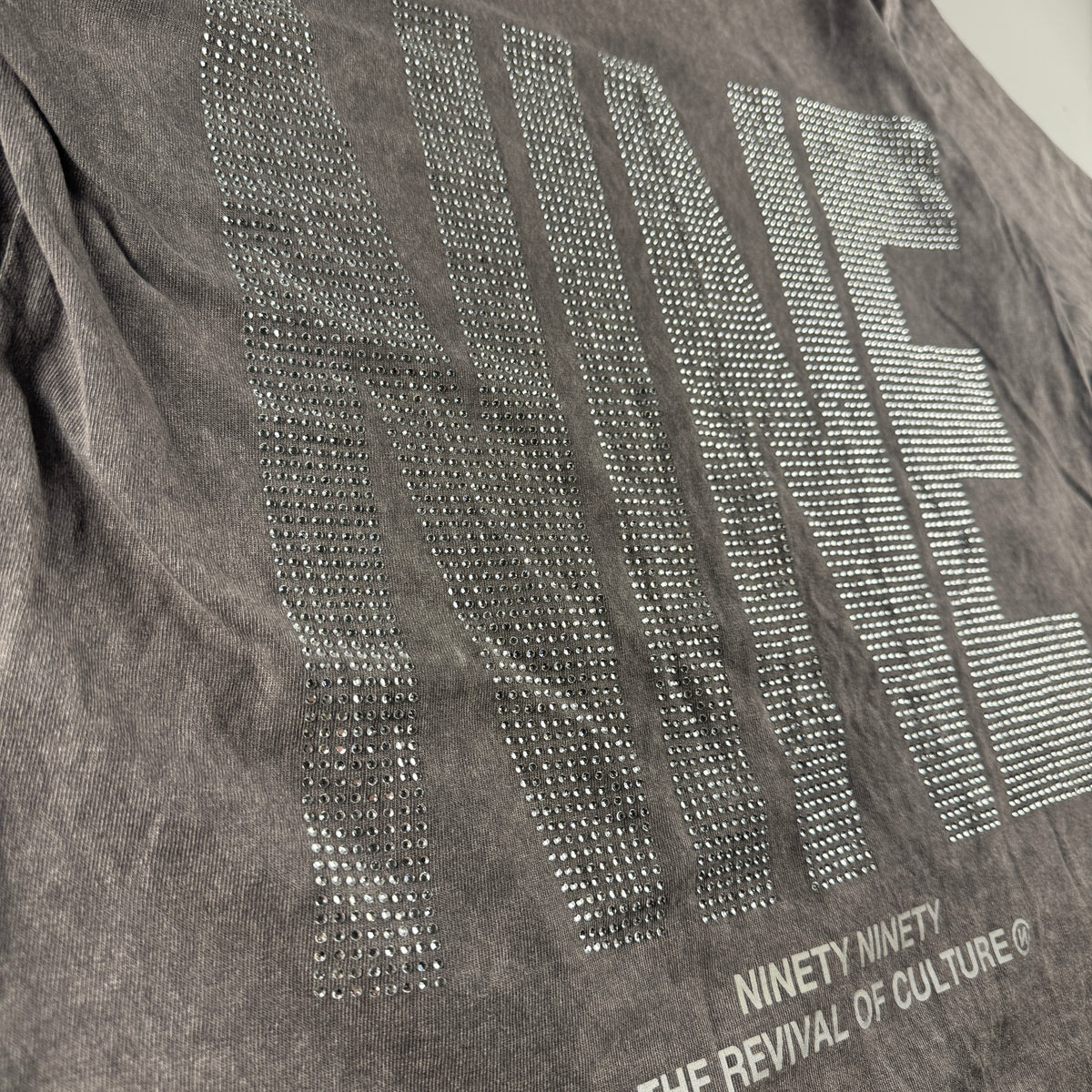 9090 Strass Grey Distressed Tee (M)