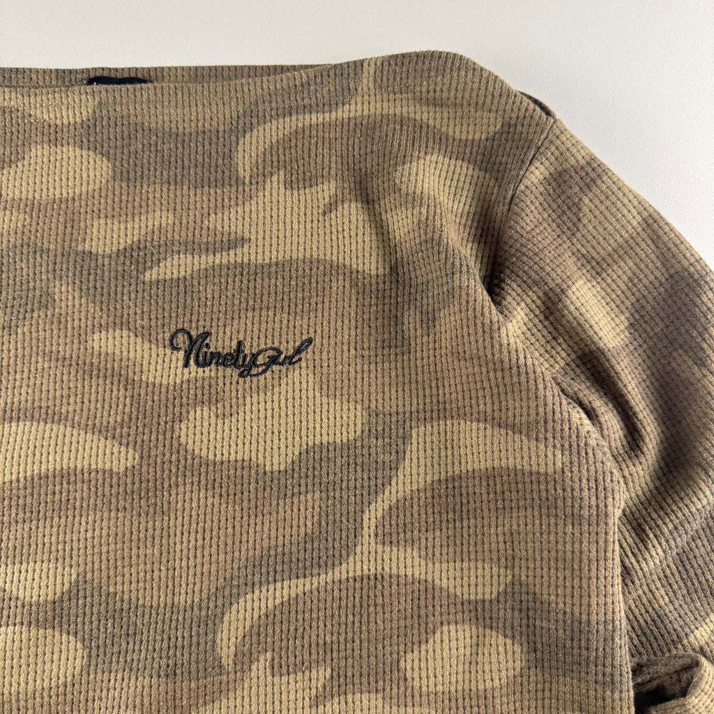 9090 Girl Camo Waffle Long Sleeve Top (One Size)