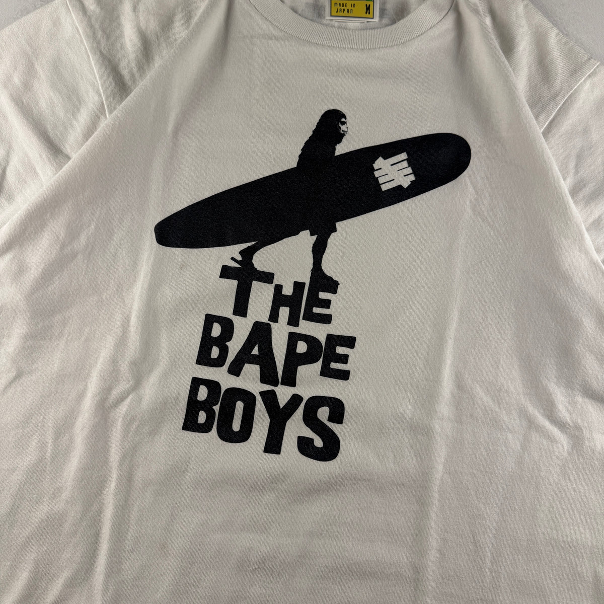 BAPE x Undefeated Bape Boys White Tee (M)