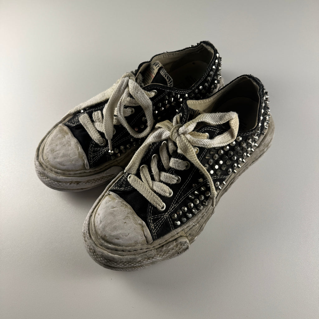 Maison Mihara Yasuhiro Peterson 23 Studs Black (44)