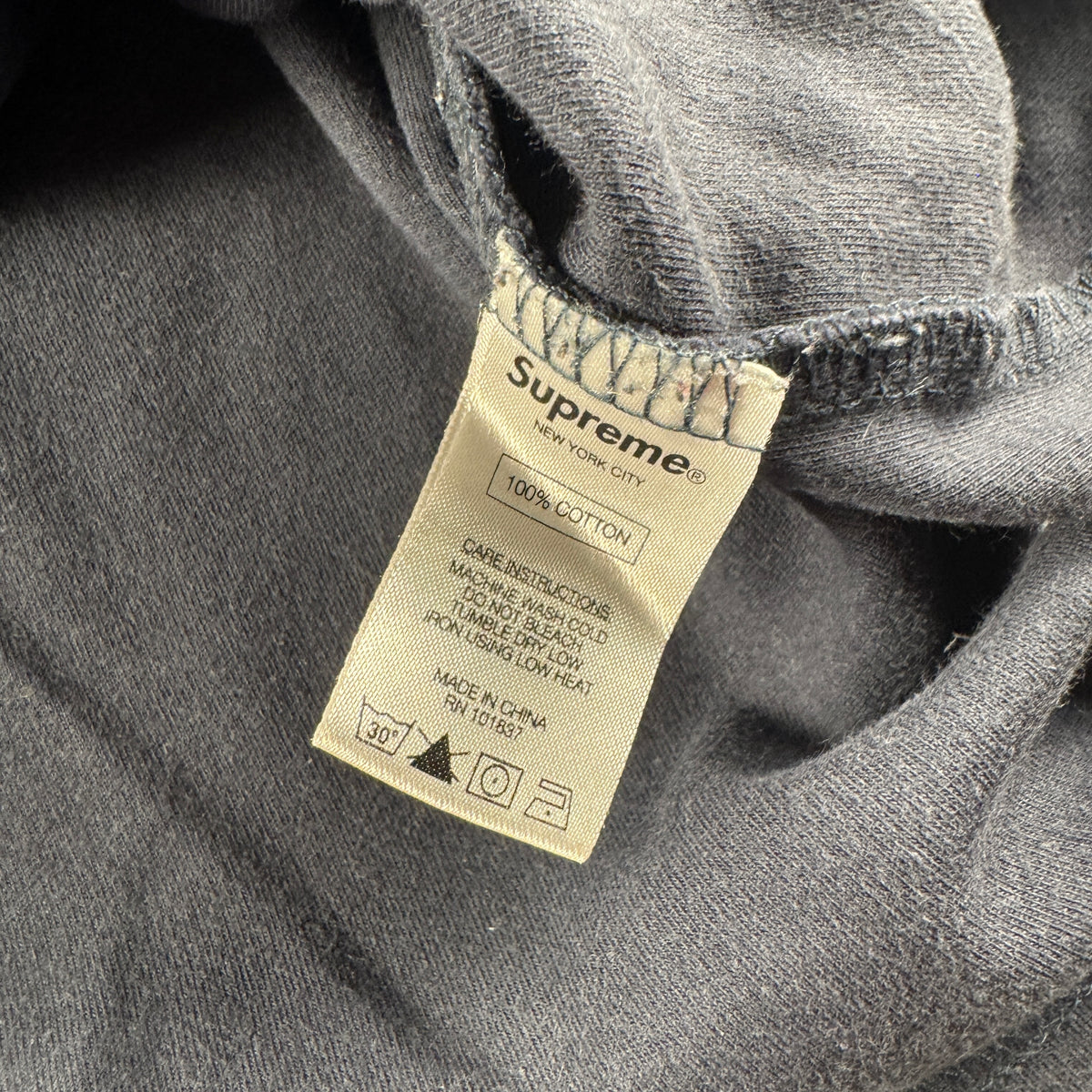 Supreme Solid Turtleneck L/S Tee (M)