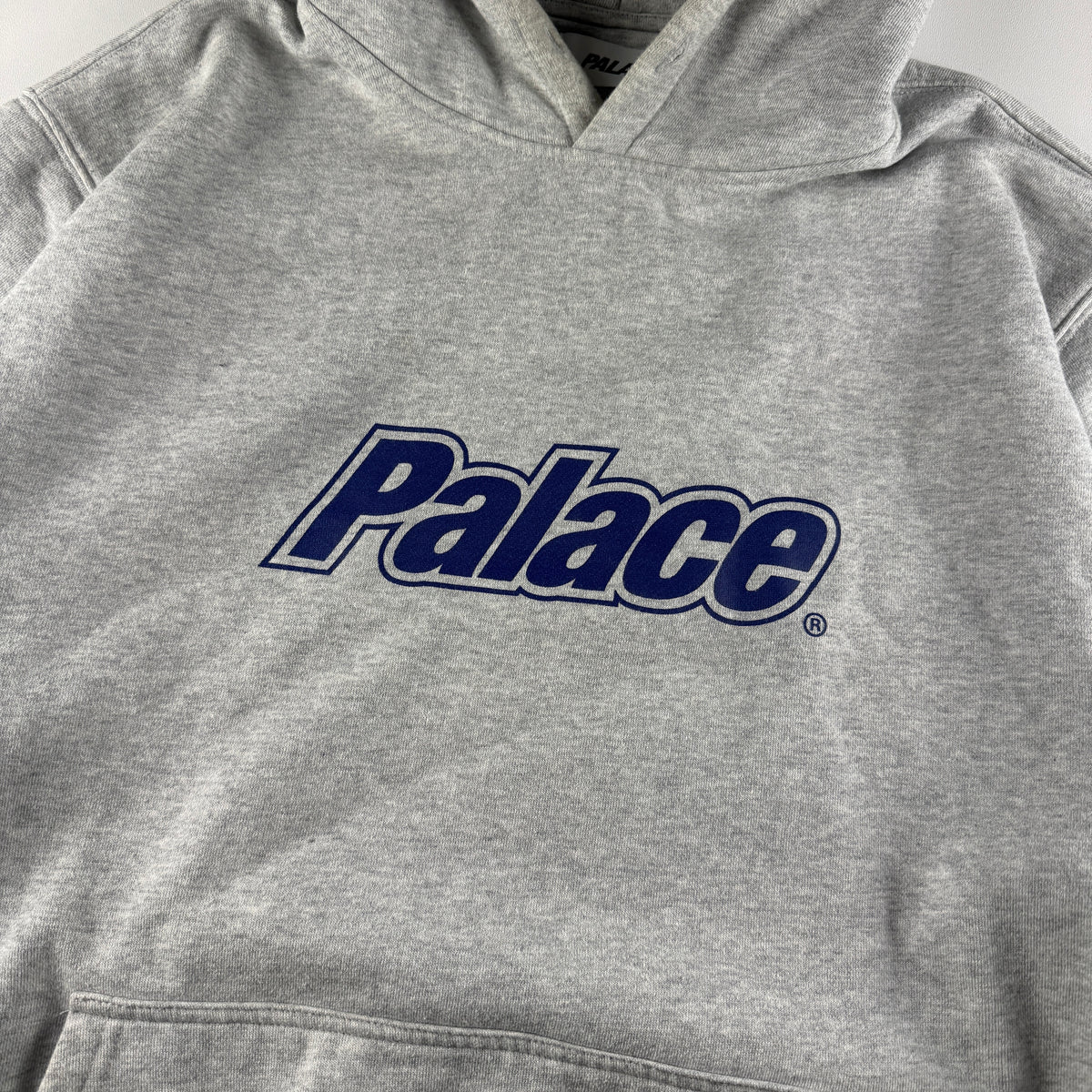 Palace Border Logo Grey Hoodie (L)